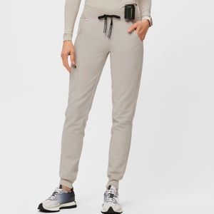 WEAR FIGS BONE SCRUB SET (Top: medium and bottom: small)